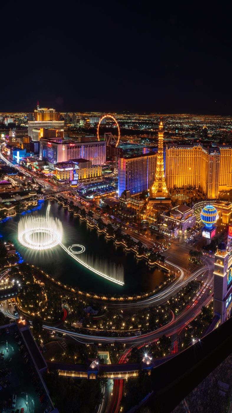 Las Vegas Strip at night — Bellagio fountains
